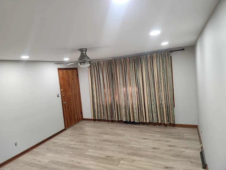 207 Tonawanda Creek Rd #2 — Photo 2