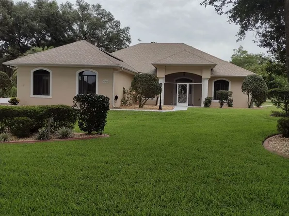 592 Dowling Cir, Lady Lake, FL 32159