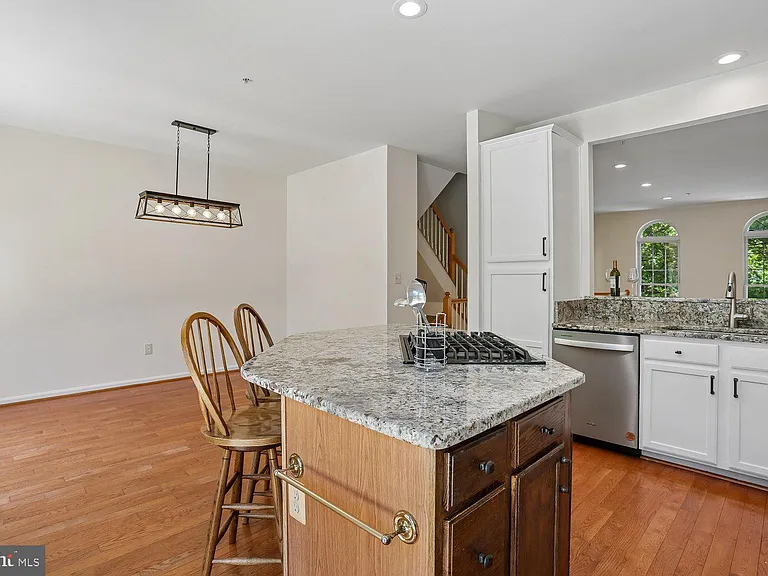 46 Waddington Ln — Photo 16