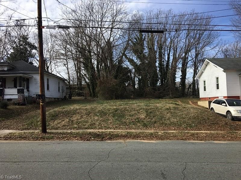 1st image of 1712 Longview Dr