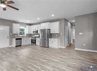 23 N Old Church St, Petersburg, VA 23803