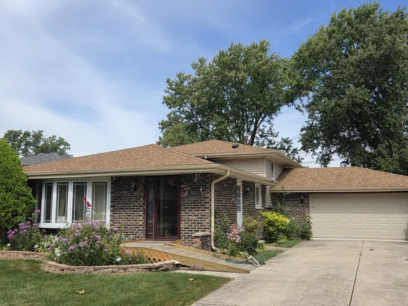 7842 W 101st Pl, Palos Hills, IL 60465