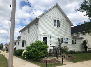 2221 Washington St, Two Rivers, WI 54241
