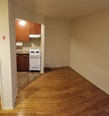 Rented by Avenues Real Estate | media 13