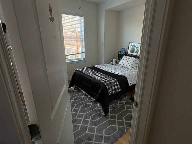 2516 Grays Ferry Ave — Photo 37