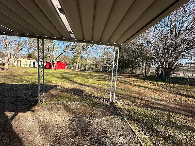 1405 Circle Dr — Photo 19