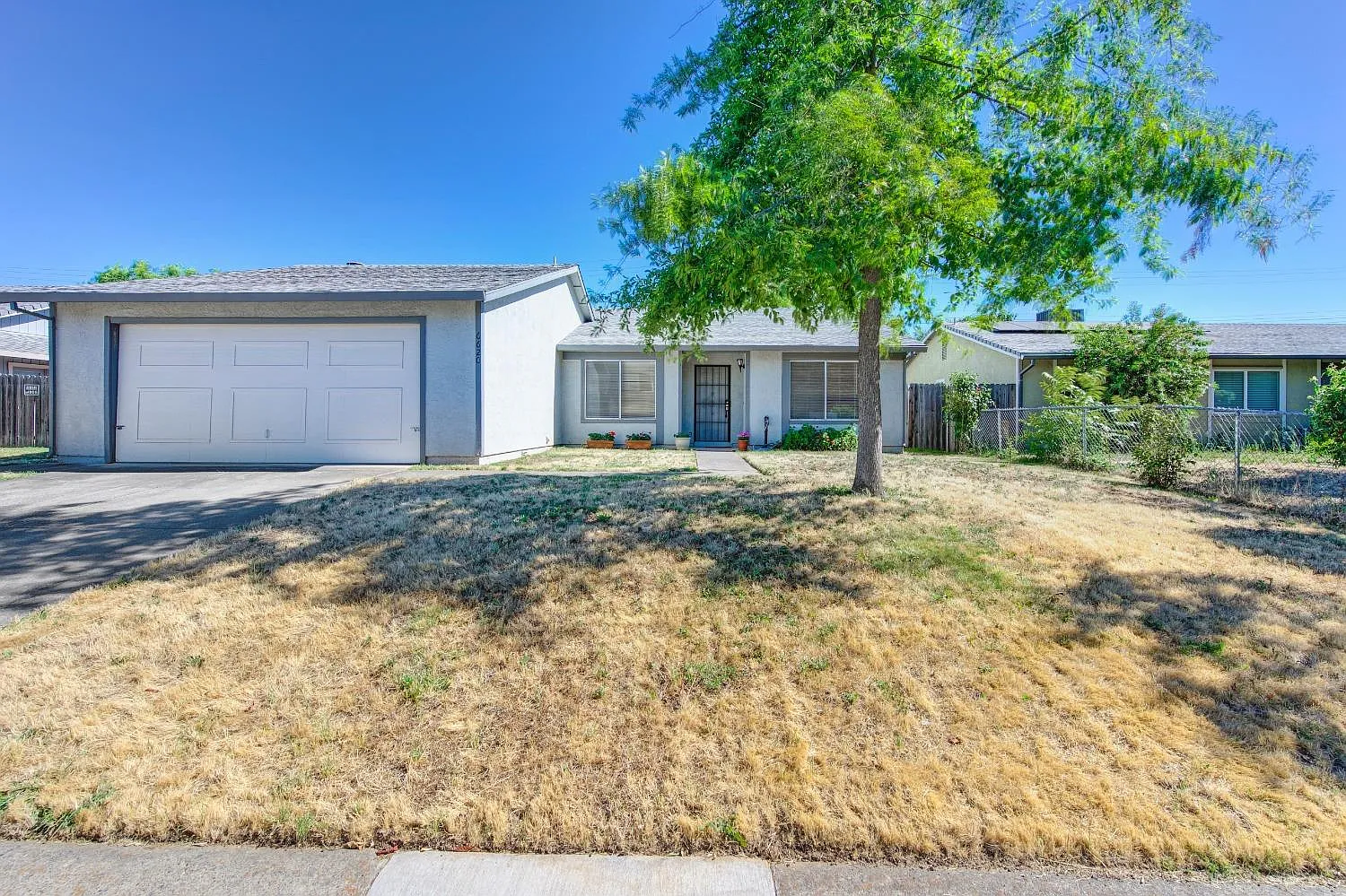 6620 Manassero Way photo 1