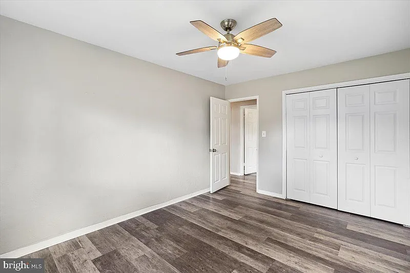 Thumbnail 17