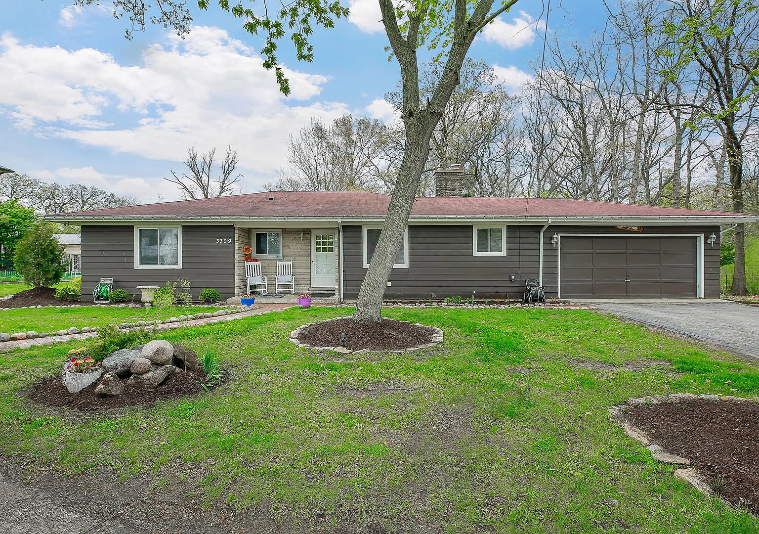3 bed, 1516 sqft, $7,500 — Photo 1
