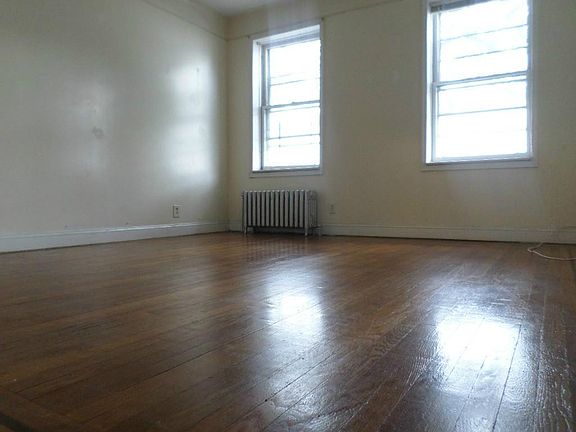 3rd image of 7127 65th St #A6