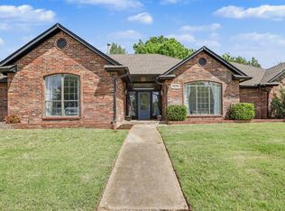 5620 Valley Way, Oklahoma City, OK 73150
