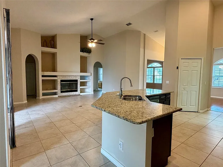 10237 Facet Ct — Photo 19