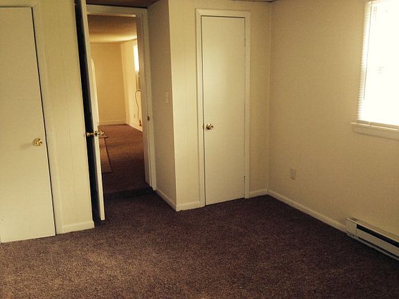 4th image of 309 E Winter Ave
