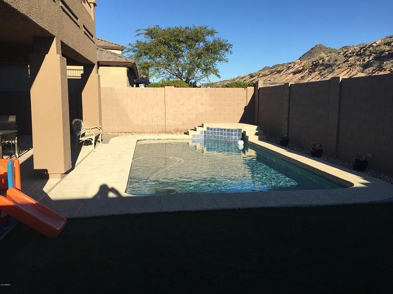 1st image of 30041 N 70th Dr