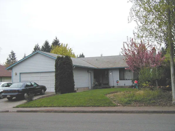601 NE 112th St, Vancouver, WA 98685