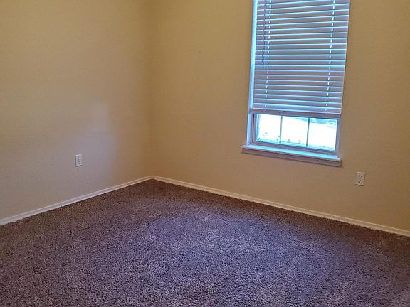 5th image of 7902 Vail Dr