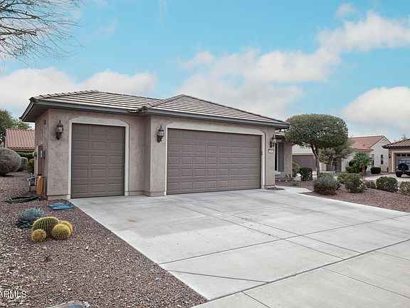 2nd image of 26501 W PONTIAC Drive