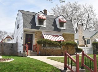 4180 N 17th St, Milwaukee, WI 53209