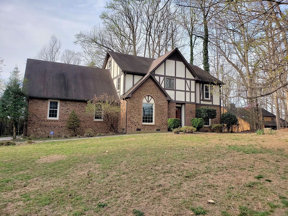 1st image of 4704 Forest Village Dr