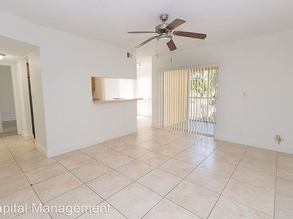 3rd image of 5672 Rock Island Rd APT 250