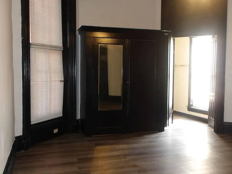 1124 S. 3rd St — Photo 16