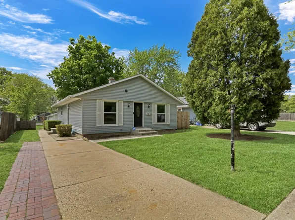 1910 Gabriel Ave, Zion, IL 60099