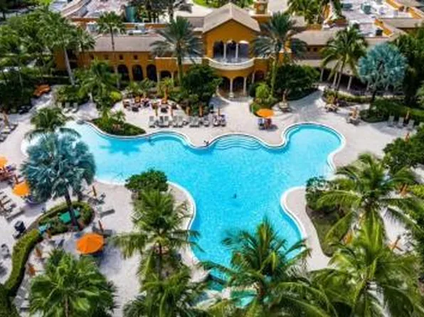 9078 Albion Ln S, Naples, FL