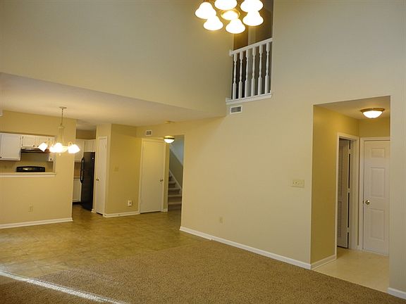 2nd image of 17725 Cedarbrook Dr