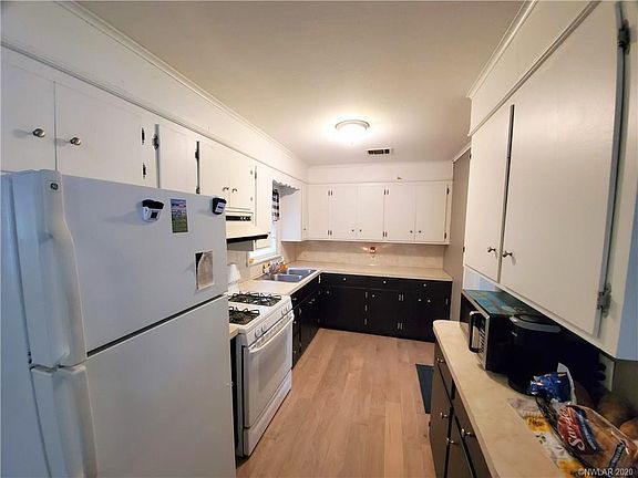 3rd image of 1508 Viosca St