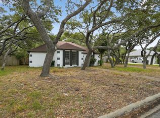 107 Cherry Hls, Rockport, TX 78382