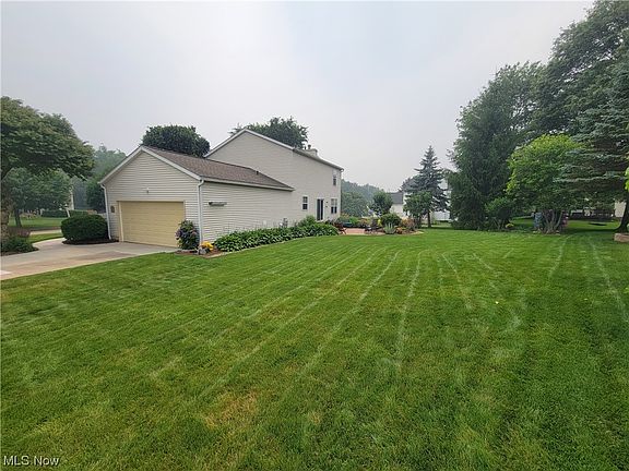 2nd image of 710 Woodcrest Dr
