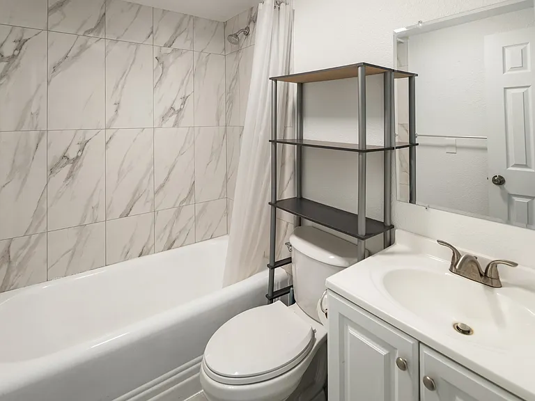1015 Madison Ave — Photo 7