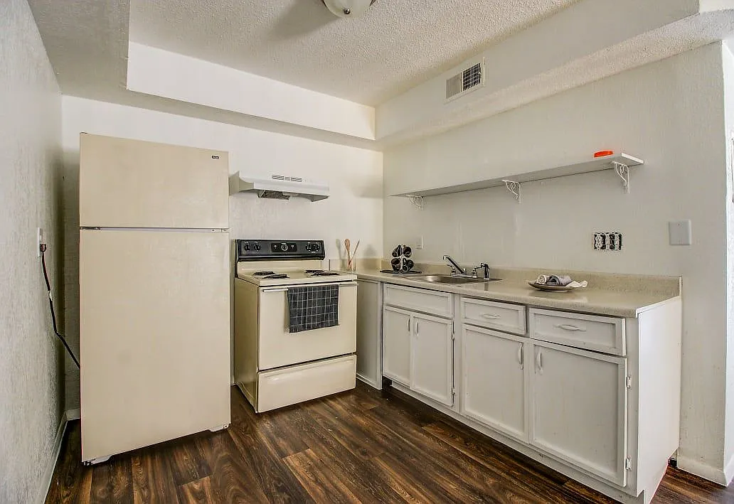 The Canvas Apartments — Photo 2