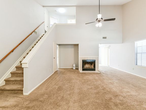 4th image of 38 Camberwell Ct