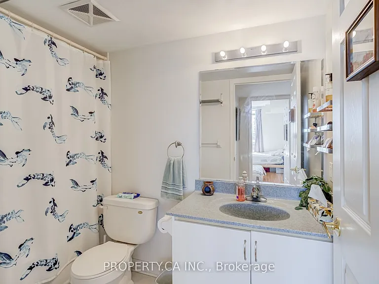 18 Kenaston Gdns #1705 — Photo 20