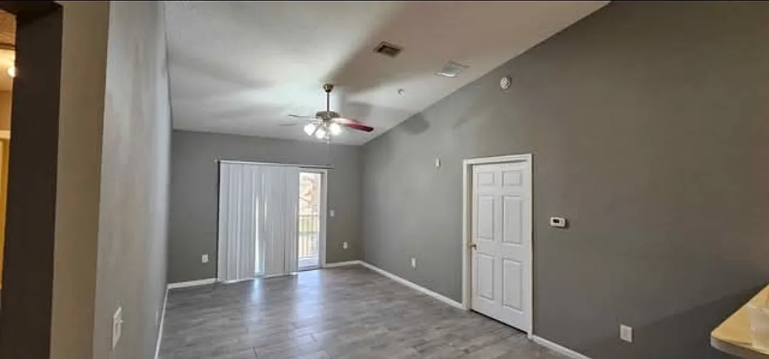 2 bed, 1118 sqft, $1,500 — Photo 1