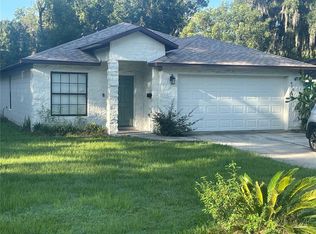 910 E Voorhis Ave, Deland, FL 32724