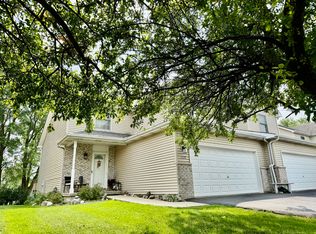 1177 Golf Ct, Dekalb, IL 60115