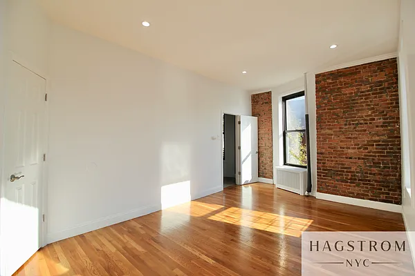 Rented by Hagstrom Management Inc | media 3