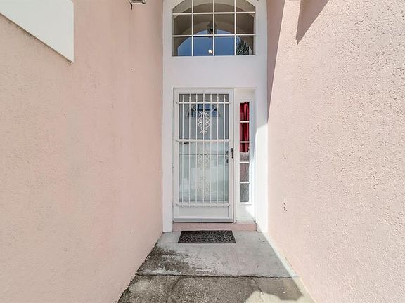 4th image of 2300 FINWICK COURT