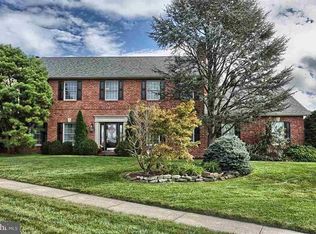 3607 Weymouth Dr, Mechanicsburg, PA 17050