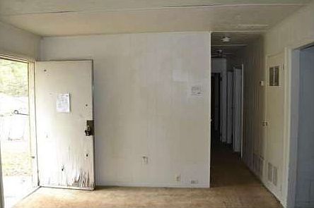 3rd image of 3 Westgate Park Dr