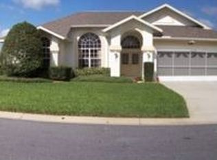 5109 Plumosa St, Weeki Wachee, FL 34607