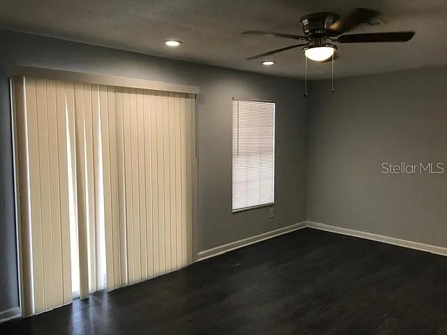 11141 Essex Ridge Ct — Photo 22