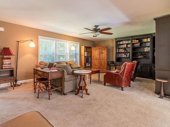 2nd image of 21650 Beauchamp Ln