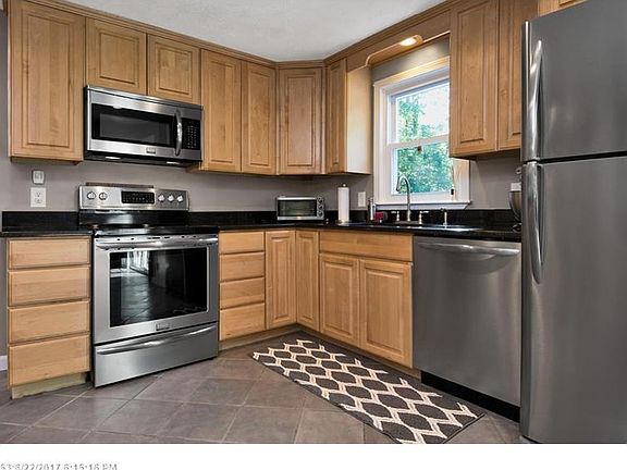 2nd image of 15 Woodridge Dr