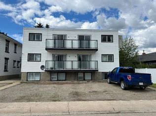 4948 48th St #6, Innisfail, AB T4G1C9