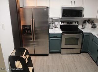 774 4th Ave E, Dickinson, ND 58601