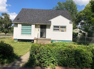 5918 Glenn Ave, Flint, MI 48505