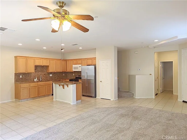 4531 Streamport Dr — Photo 3